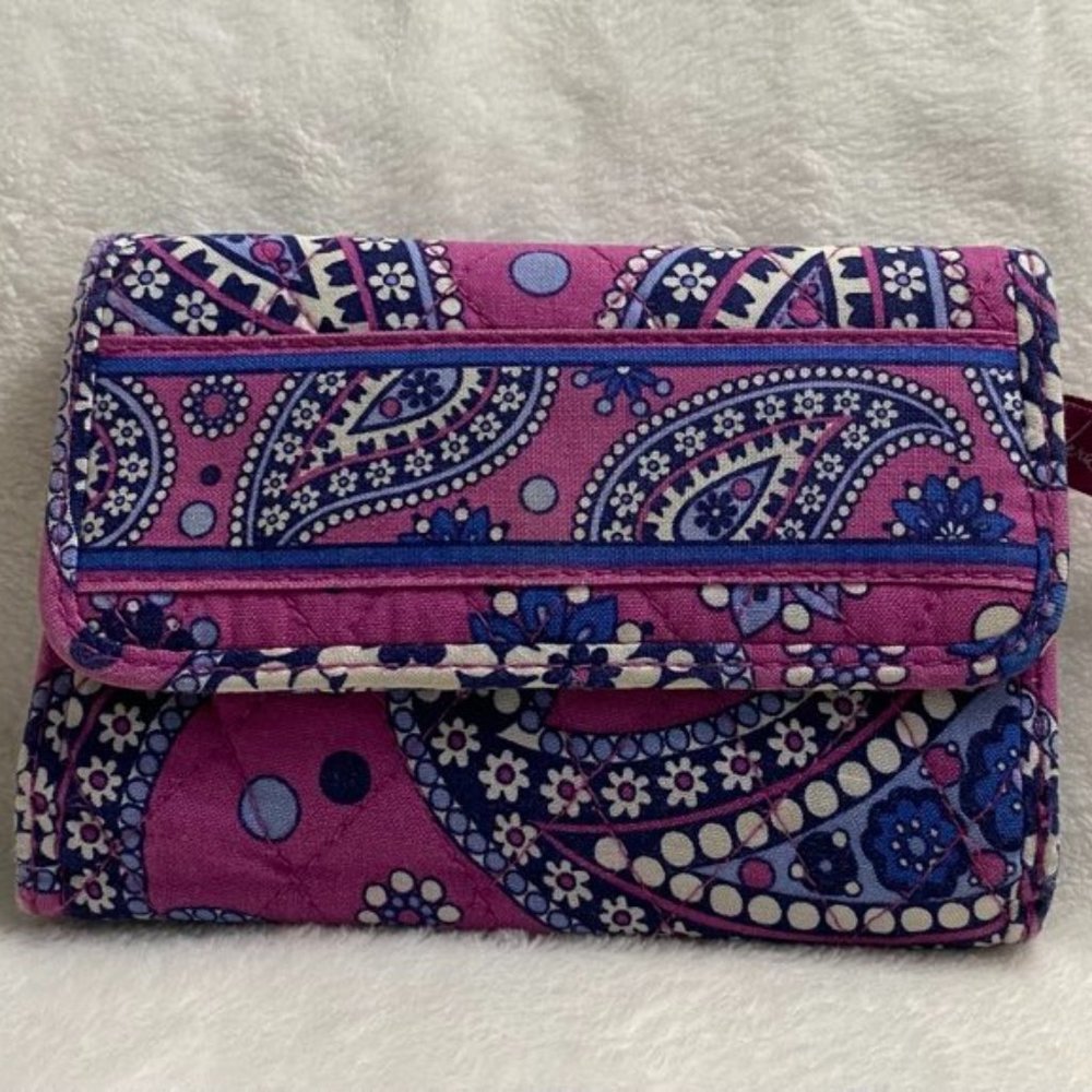 Vera Bradley Boysenberry Euro Trifold (Small) Wallet - Good